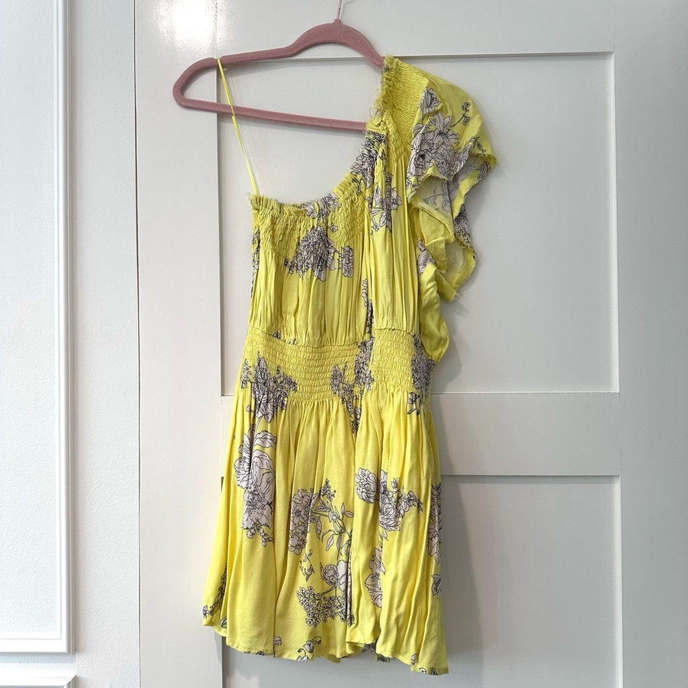 Like New Yellow Summer Mini Dress